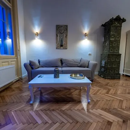 Visaj Deluxe Downtown شقة فندقية 3*