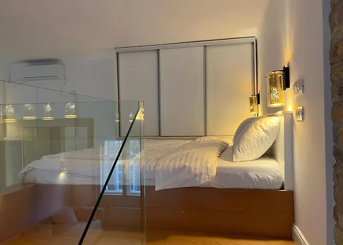 Visaj Deluxe Downtown מלון דירות