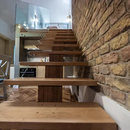 Visaj Deluxe Downtown 3*