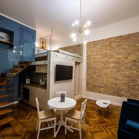 Visaj Deluxe Downtown Aparthotel